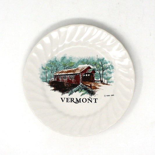 Decorative Plate, Souvenir Plate, Vermont Covered Bridge, Vintage, Japan