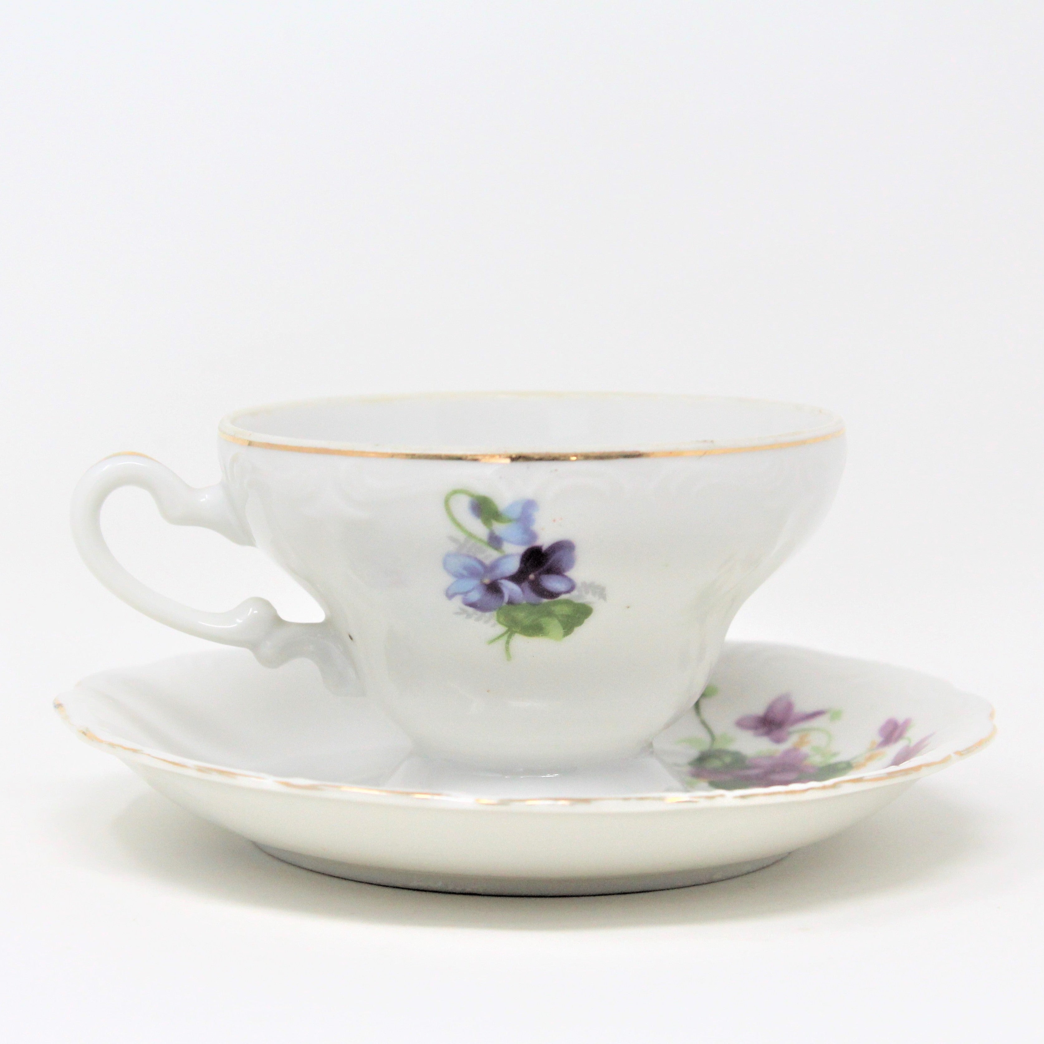 HB Porcelain Saucer and Cup #3522 Made in Japan ( Bin C4-M on sale )