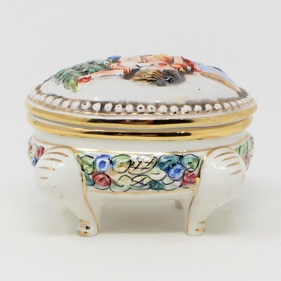 Capodimonte outlet trinket box