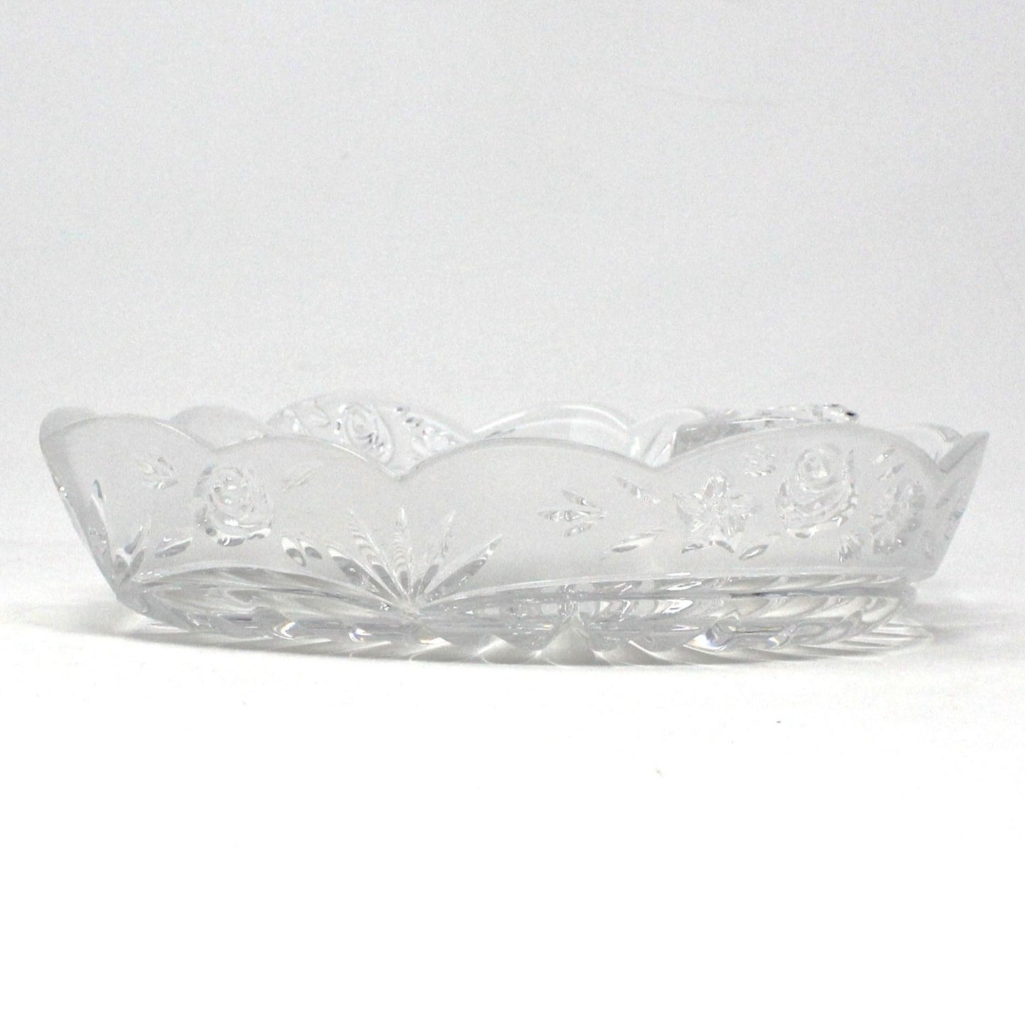 Bon Bon / Candy Dish, Oneida, Southern Garden Frosted, Crystal, Heart Shaped Dish, Germany