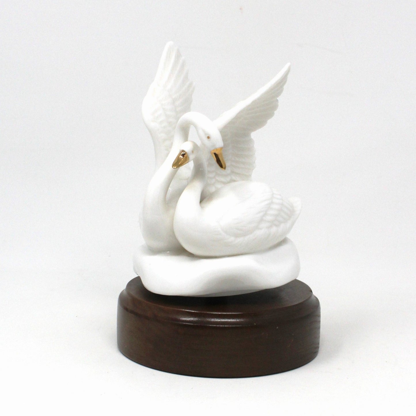 Music Box, Double Swans, Plays Lara's Theme - Somewhere My Love, Porcelain, Vintage