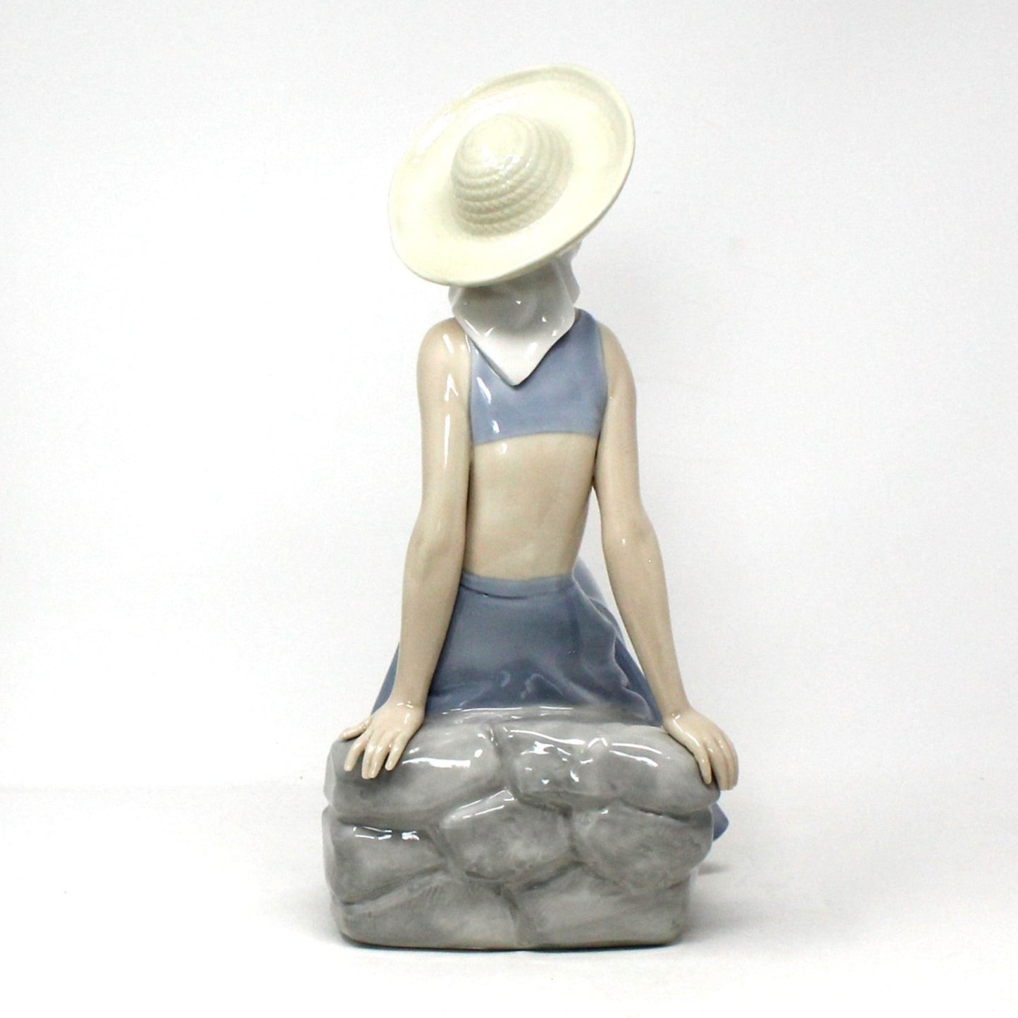 Sculpture, Nao / Lladro, Lady in Sunhat Sitting on Rock Wall, Retired NAO Figurine, Vintage