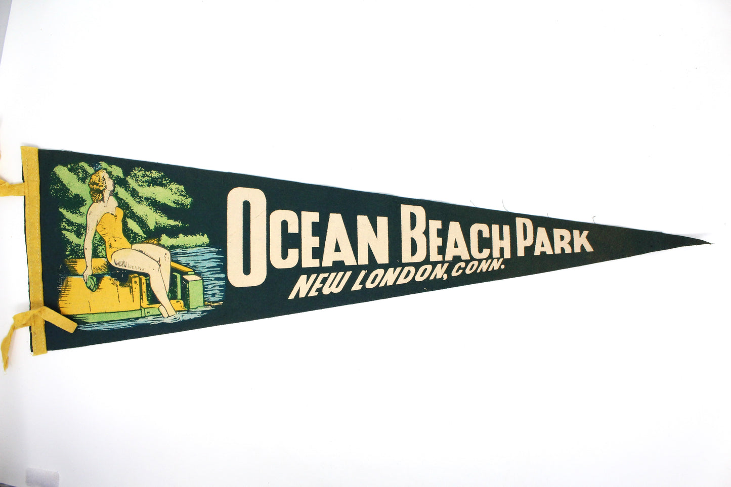 Pennant, Ocean Beach Park, New London, CT Souvenir Collectible, Vintage 26"