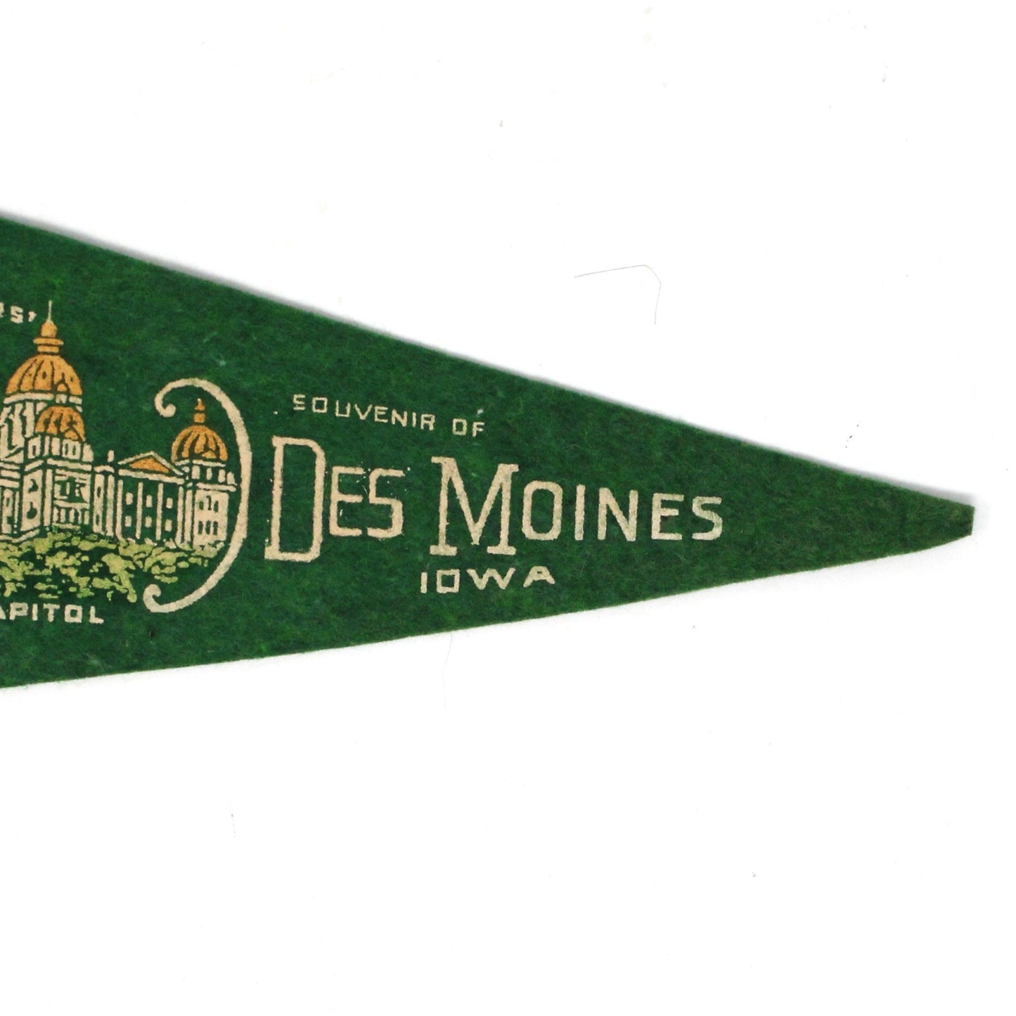 Pennant, Des Moines Soldiers and Sailors Monument / Capital Souvenir Collectible, Vintage 9"