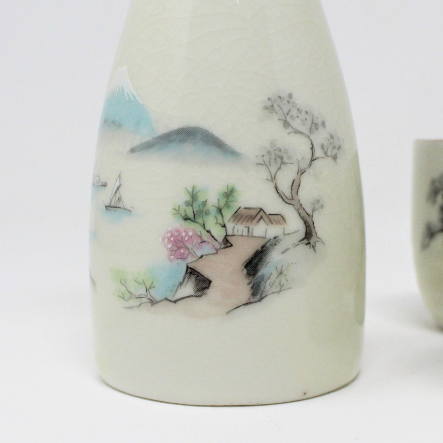 Sake Set Decanter/ Tokkuri & 4 Cups, Asahi, Mt Fuji, Vintage