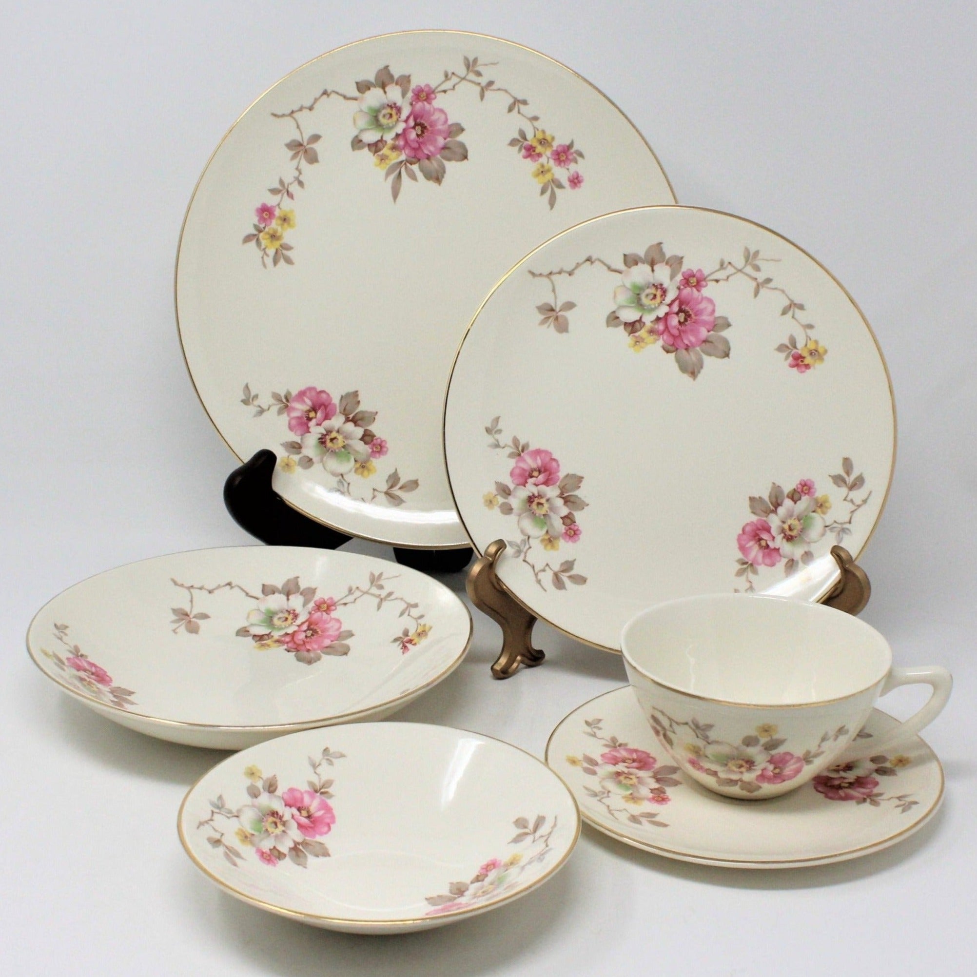 Vintage dinnerware patterns sale