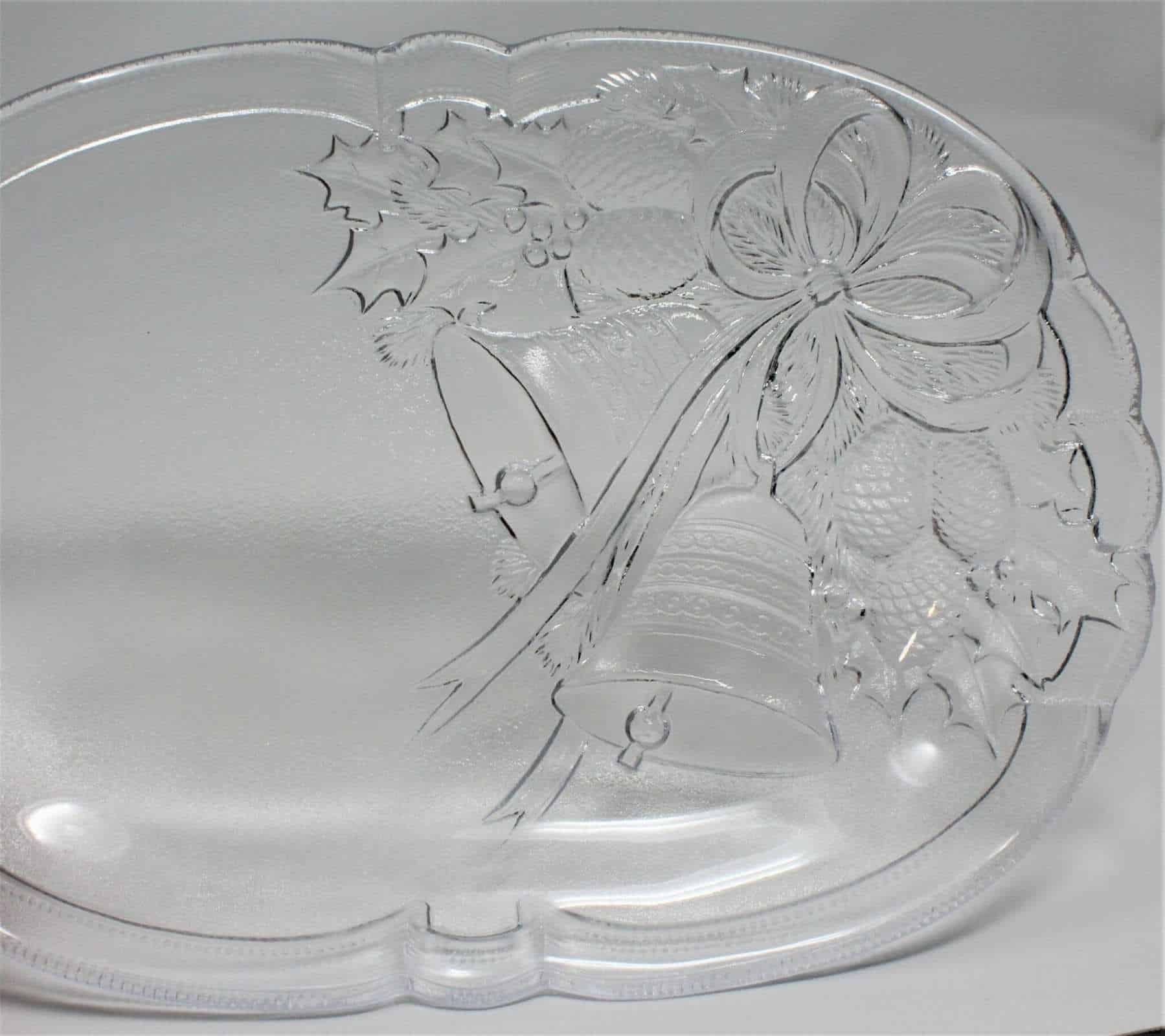 Vintage Glass Holiday retailer Platter