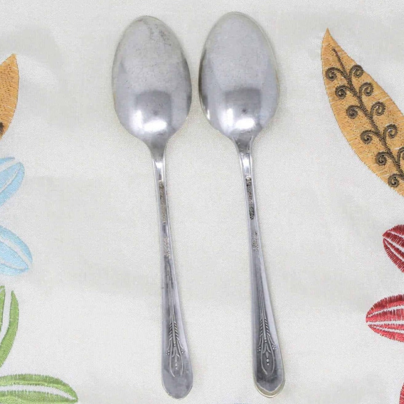 Wm a rogers hot sale silver spoon