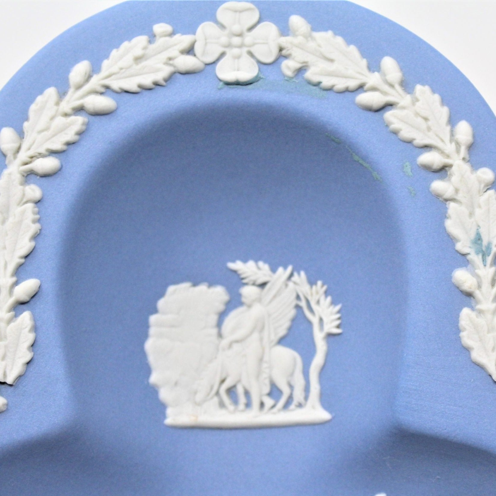 Ashtray, Wedgwood, Blue Jasperware, Club Shaped, Vintage – Antigo