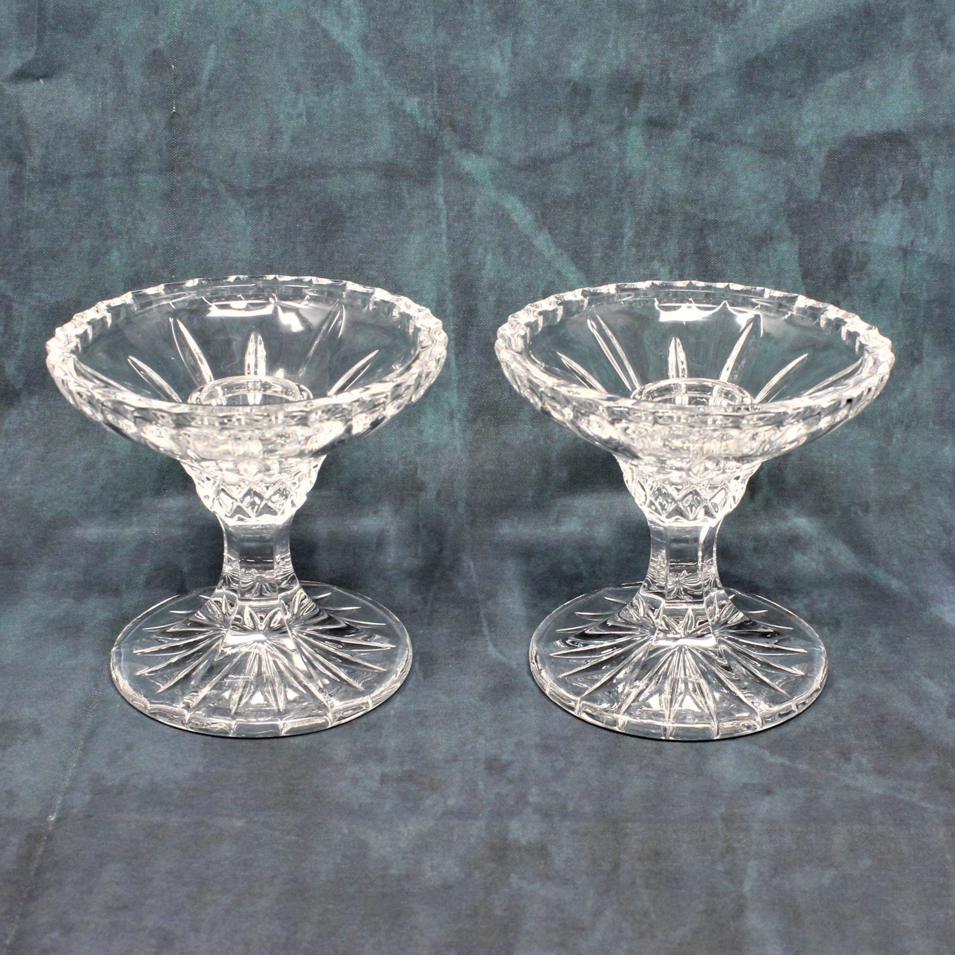 Set of 4 Vintage Clear Glass Footed Pedestal DESSERT CUPS With Starburst  Bottom