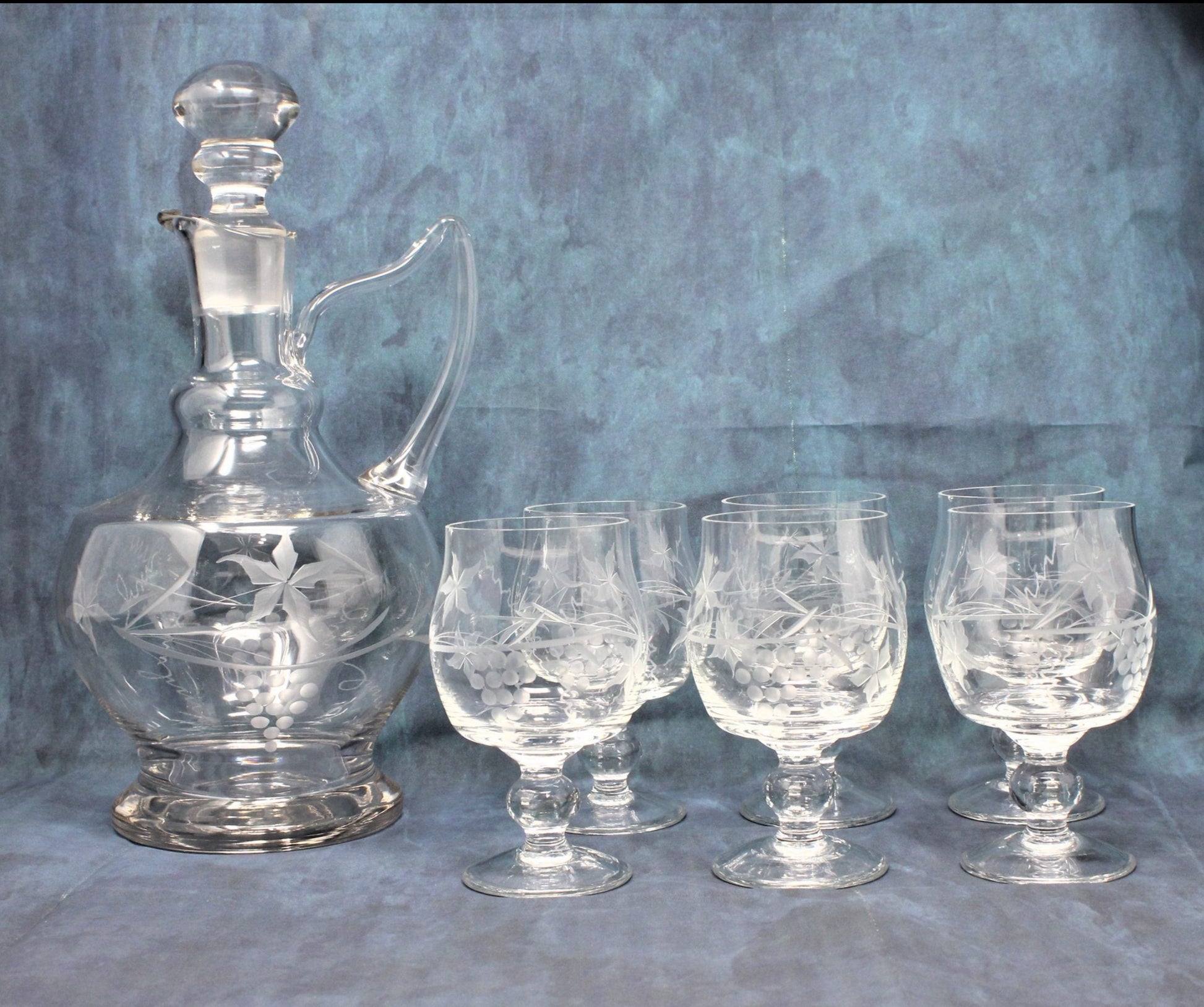 2 Antique or Vintage Etched Wine Glasses Set, Crystal Goblets, Water Glasses,  Wine Glasses, Tall Stem Tulip Glasses, 8 Tall. -  Israel